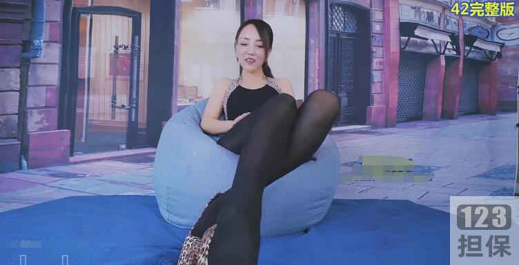 重口味榨汁机《周晓琳》上演牛奶洗肠