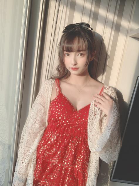 微博软妹《鱼鱼喵s》约视频全系列资源