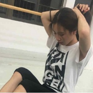 Twitter超火华裔《大学萌妹》清纯合集