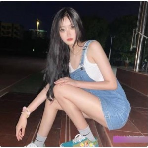 足控们的天堂《印象足摄》，收录细腻柔滑冰肌玉骨的顶级女神的玉足【136V，90G】