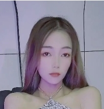 美女主播沐晴微信浮力