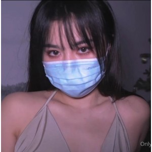 自行打包的nana闪亮黑丝，翘二郎腿互动视频，1v+500m资源百度盘