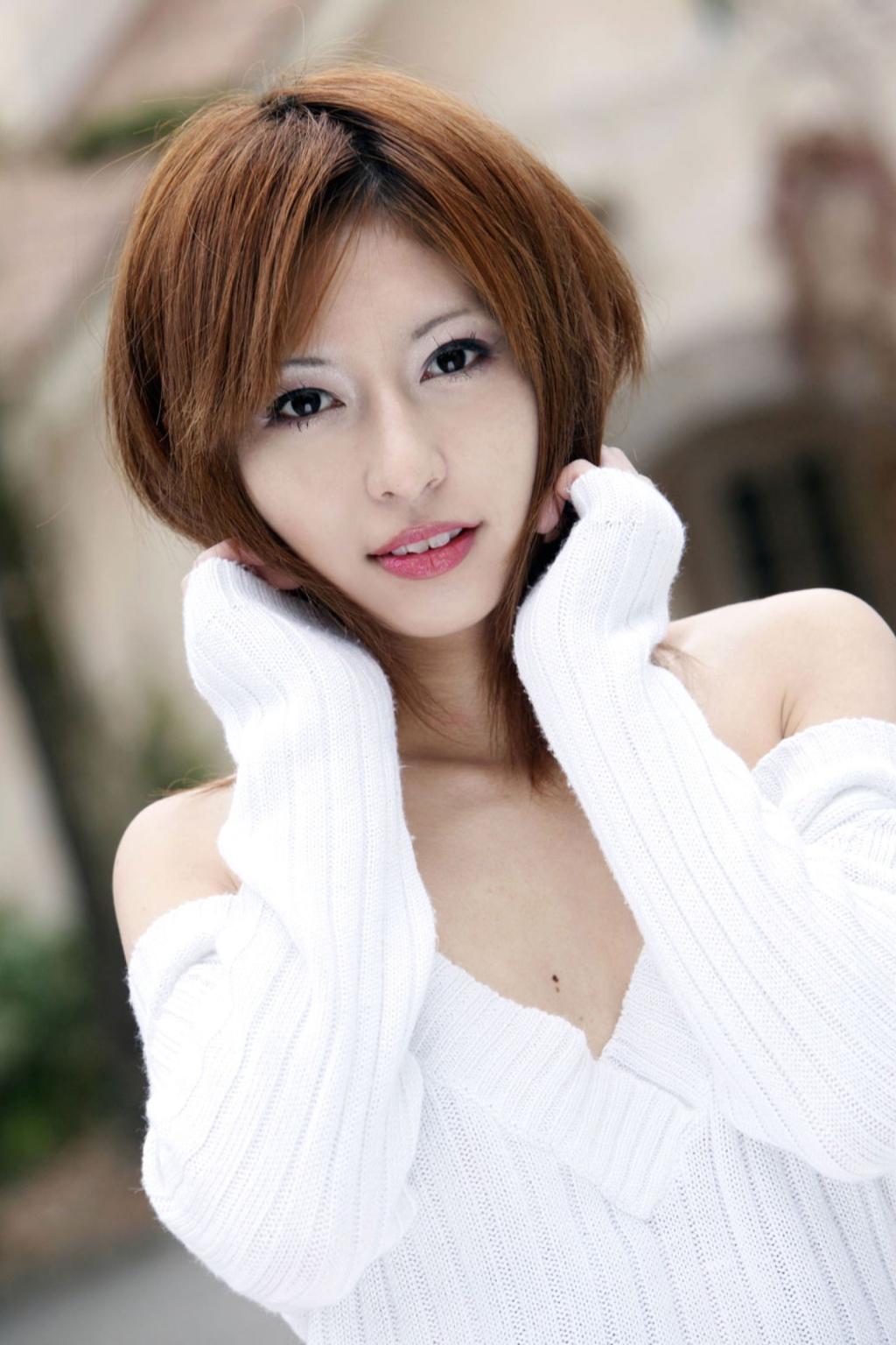 JVID一字马展示商品精彩JVID一字马展示，震撼呈现！