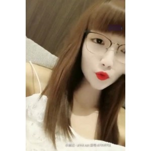 吸睛小达人：初出道学妹深处吞京，视频大小/数量惊艳