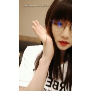 吸睛小达人：初出道学妹深处吞京，视频大小/数量惊艳