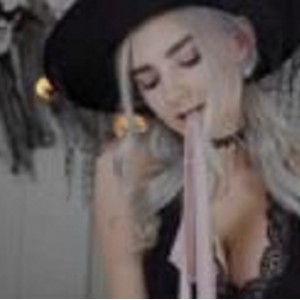 限时特惠AvrilxLust性感暗黑系女巫，让你沉醉在诱惑的魔法世界！