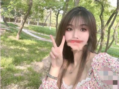 一起跟随这位舞蹈大神，感受舞蹈的魅力吧！