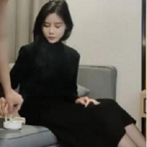 超精选小姐姐探花步宾报警摄像头2V-500M