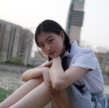 民航大学女生崔某洁自拍事件曝光：毕业分手露脸棒棒糖，视频曝光！