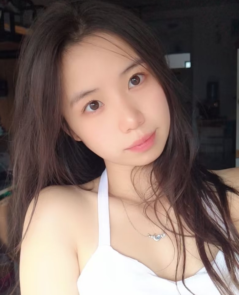 《Ashley的94p48v精彩视频：300MB福利引发热议》