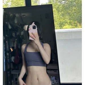 《Ashley的94p48v精彩视频：300MB福利引发热议》