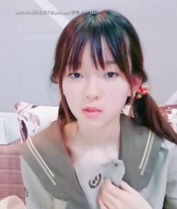 小L莉：声音超好听的嫩主播，2小时视频下载