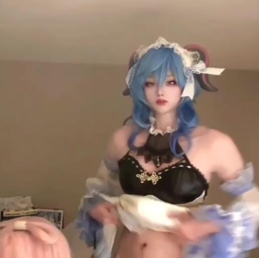 优质伪娘trc5212月最新甘雨心海COS合集2V142M，自拍不露脸，车灯贴图