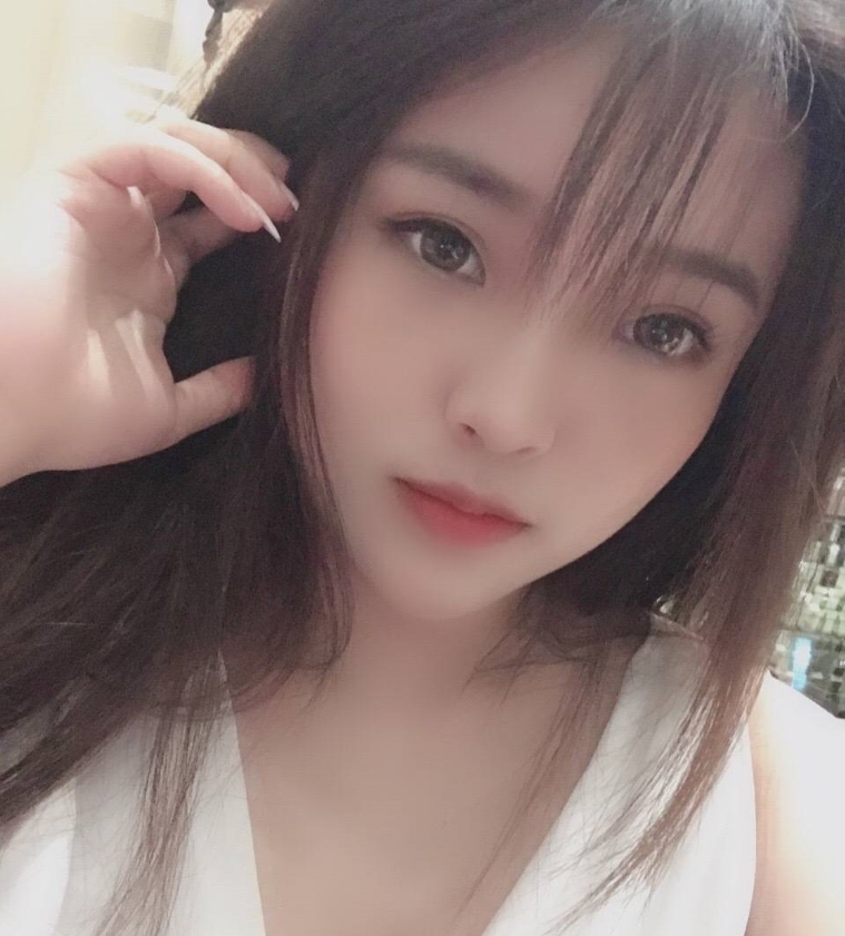 网红小乃包甜美合集30V6G，展示生活与才艺