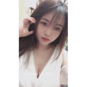 网红小乃包甜美合集30V6G，展示生活与才艺