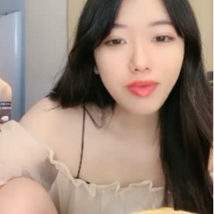 转载百度盘热舞女神阿楚最新合集43V29G，22.8月9月直播整理