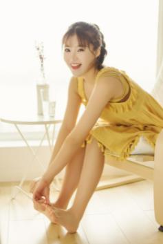 清纯美少女直播录屏橙橙合集90V108G，情感陪聊与福利直播