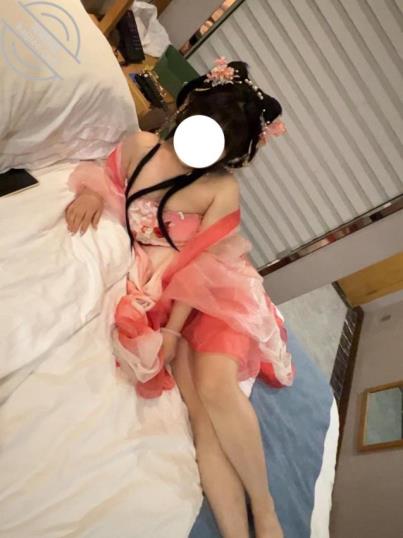 百度盘+视频+更新合集+海角大神内心中的黑暗之神+视频数量：13+大小：952M+提示细节：0413至0509日最新图文合集