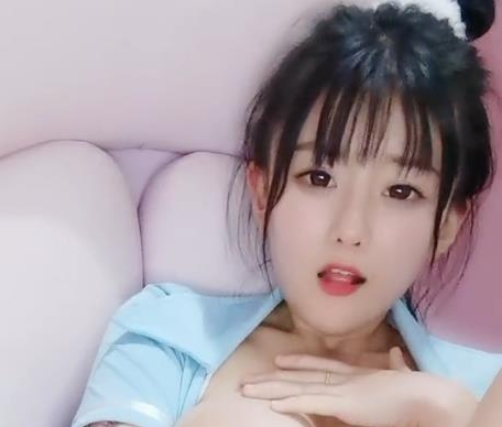 抖音软软小湿妹超湿直播合集1部50G