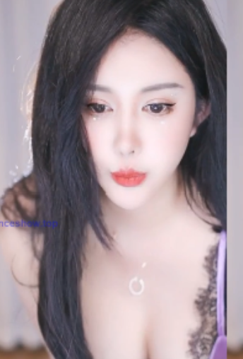 依阳baby网易CC私定热舞4V600M翘臀狂舞