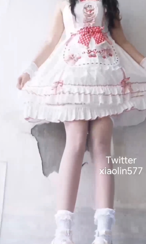 **推特cuteli火辣有尺度作品合集多部44G宝藏福利**