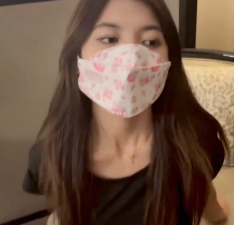 网络热传小二先生创可贴贴24K视频32.8G太撩人