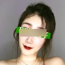 美羊儿私拍三人游劲爆玩法64V1.03G优质身材