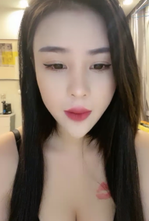 半糖小野猫热舞视频1V800M网友最爱