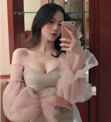 魔法秋秋微博自拍5V2.2G粉嫩诱人