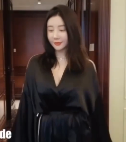 推特大热车灯女王108部80G神秘拍档