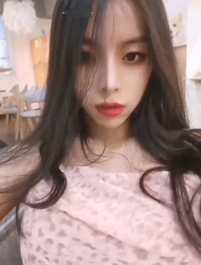 riri617推特视频图片合集98P28V132M高清