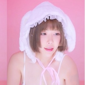 Holymoly福利视频推特26部4.4G太诱人