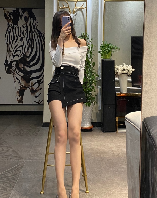 B站麋鹿monroe丝袜美腿85套10.7G太顶了