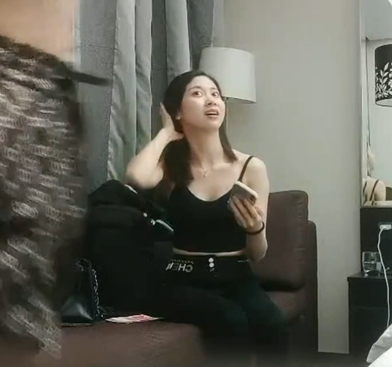 抖音小小纯欲风合集50部1.05G超敏感