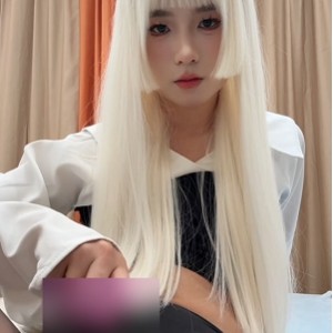 温柔推特白灵伪娘TS视频1部4.6G