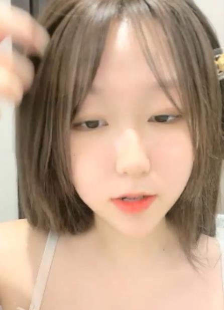 121G抖音落九川清纯直播合集好顶哦